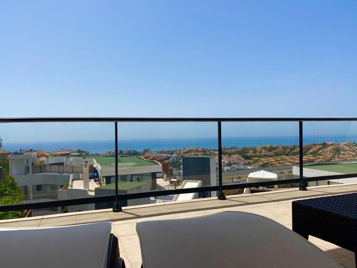 Ct 167 - Hollywood Hills En Riviera Del Sol Lägenhet Sitio de Calahonda Exteriör bild